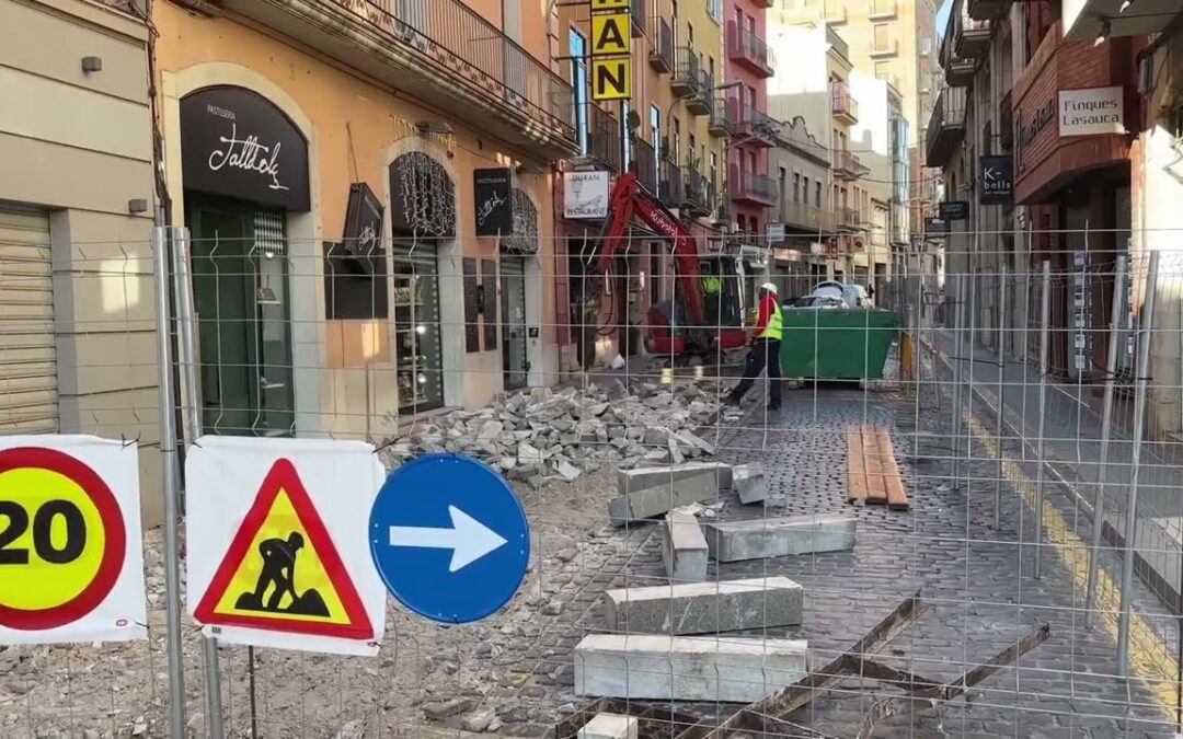 Comencen les obres de millora del carrer Lasauca de Figueres